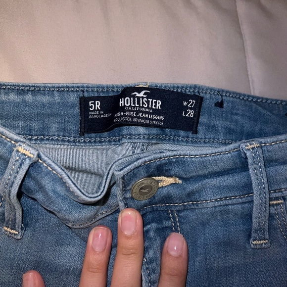 Hollister Jeggings - Picture 3 of 3